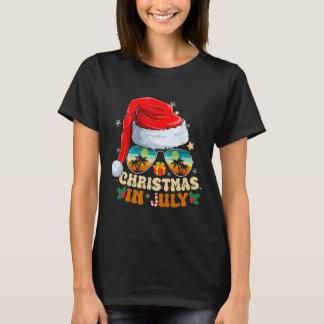 Santa Hat Sungles Beach Christmas In July Summer  T-Shirt
