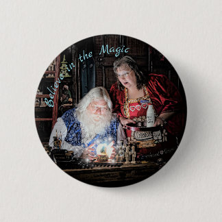 Santa magic 6 cm round badge