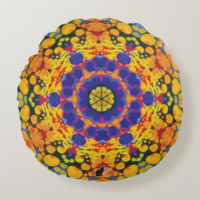 Sassafrass Kaleidoscope  Round Cushion (Front)