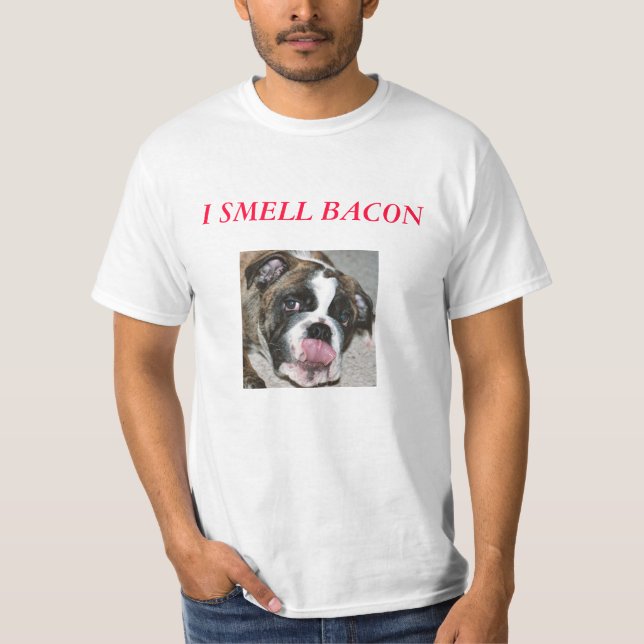 Sassydog I SMELL BACON Bulldog t-shirt (Front)