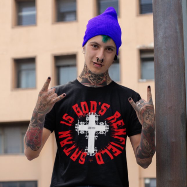 SATAN IS GOD'S RENFIELD BLOODY HALLOWEEN T-Shirt (Creator Uploaded)