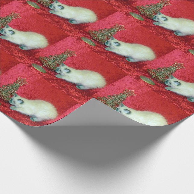 Savannah's Christmas - Cat / Kitten Wrapping Paper (Corner)