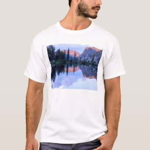 Sawtooth Wilderness, Idaho. USA. Cumulus T-Shirt