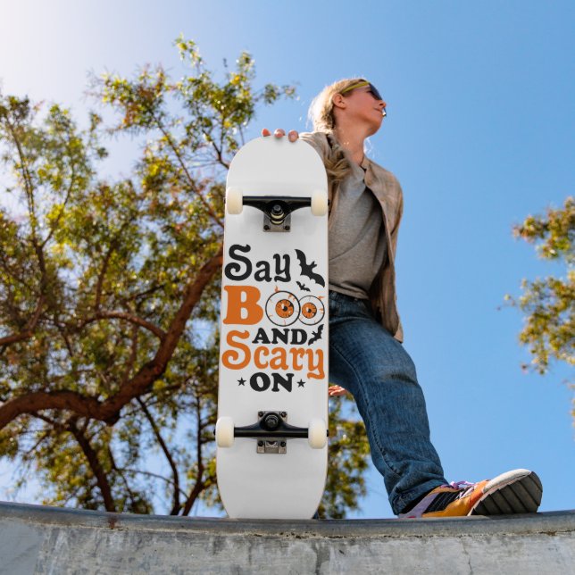 SAY BOO  SKATEBOARD (Outdoor 1)