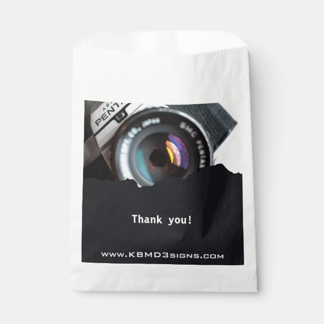 Saying Thank You Black White Photographer   Favour Bag (Front)