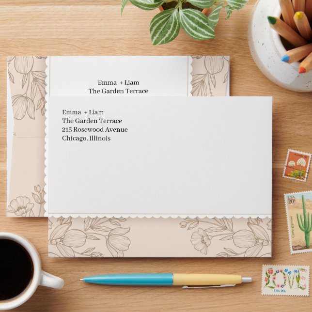 Scalloped Edge Minimalist Botanical Line Art  Envelope (Desk)