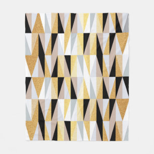 scandinavian design triangles seamless pattern vin fleece blanket