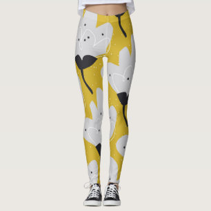 Scandinavian Floral: Hand-Drawn Vintage Design Leggings