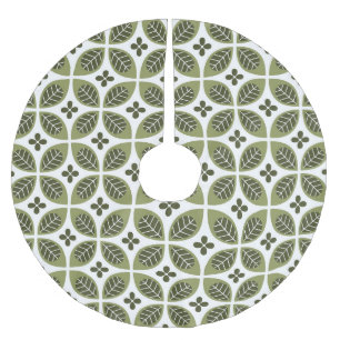 Scandinavian Floral: Seamless Vintage Design. Brushed Polyester Tree Skirt
