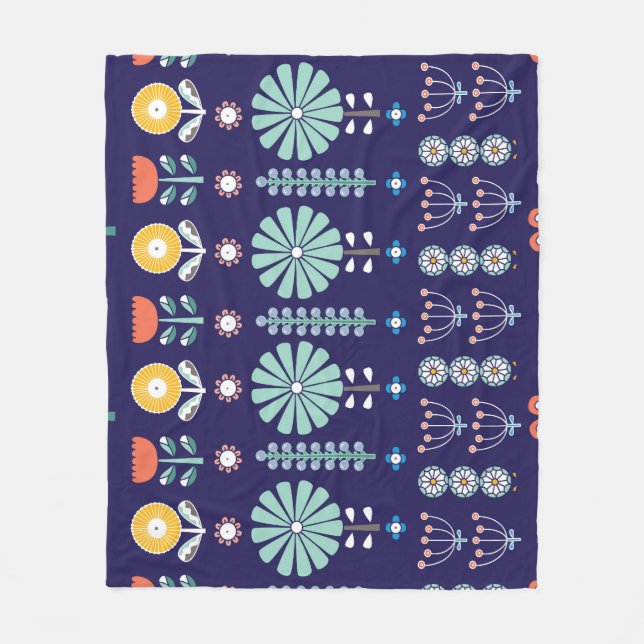 Scandinavian linear flowers, summer motif fleece blanket (Front)