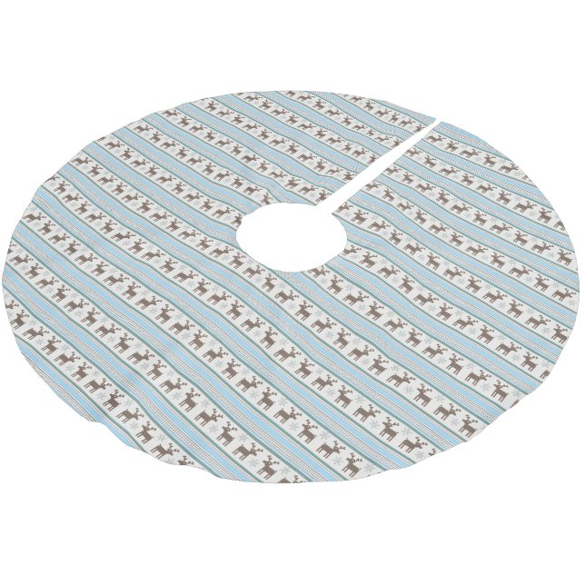 Scandinavian Pattern Christmas Tree Skirt (Angled)