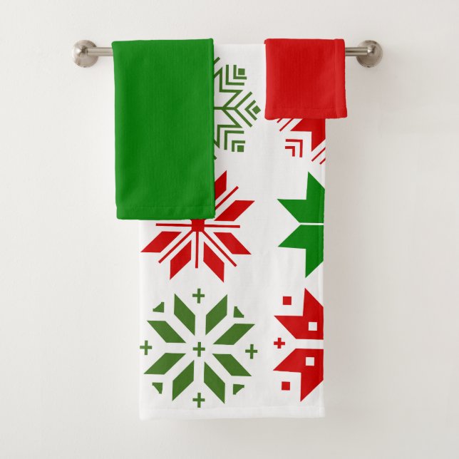 Scandinavian Snowflakes Bath Towel Set (Insitu)