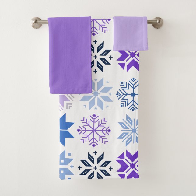 Scandinavian Snowflakes Bath Towel Set (Insitu)