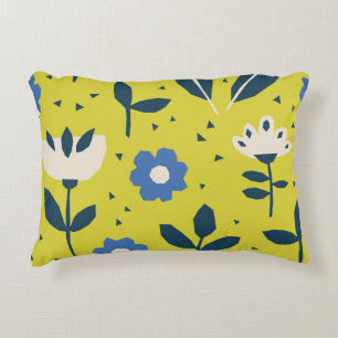 Scandinavian style, floral seamless pattern. decorative cushion