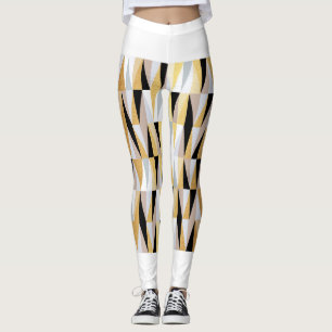 Scandinavian Triangles: Christmas Colour Pattern. Leggings