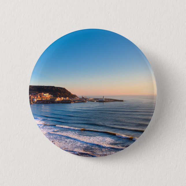 Scarborough Coastline 6 Cm Round Badge (Front)