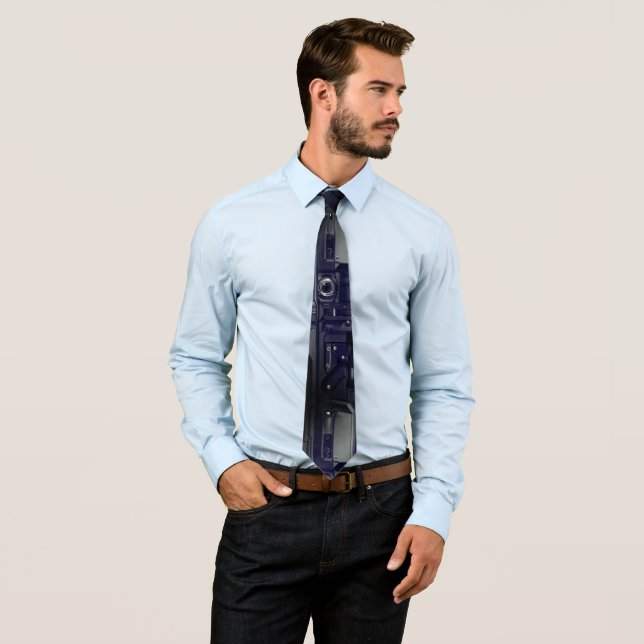 Sci-Tech Tie (In Situ)