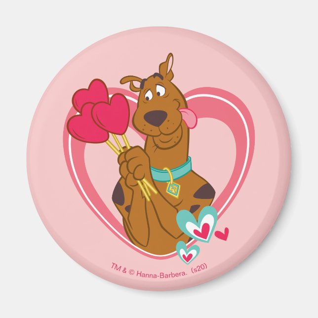 Scooby-Doo Holding Heart Lolipops Magnet (Front)