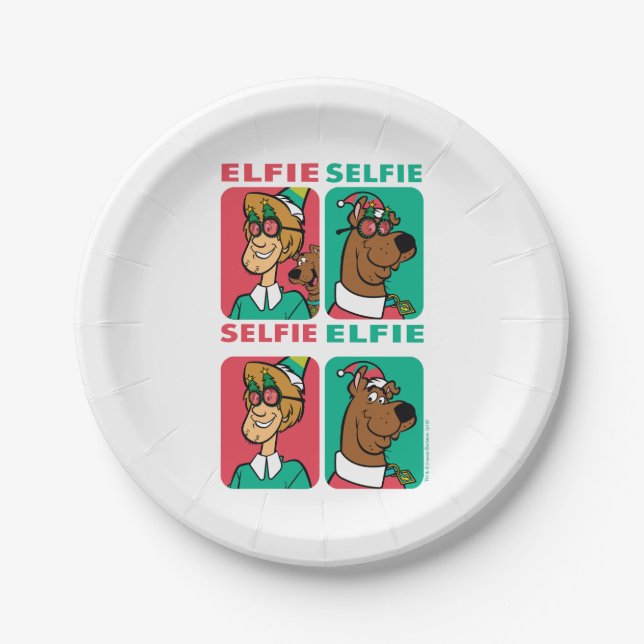 Scooby-Doo & Shaggy "Elfie Selfie" Paper Plate (Front)