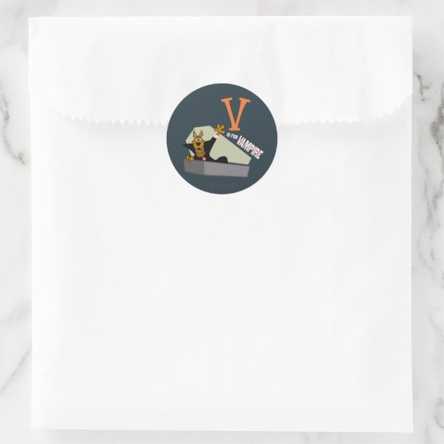 Scooby-Doo | V is for Vampire Classic Round Sticker (Bag)