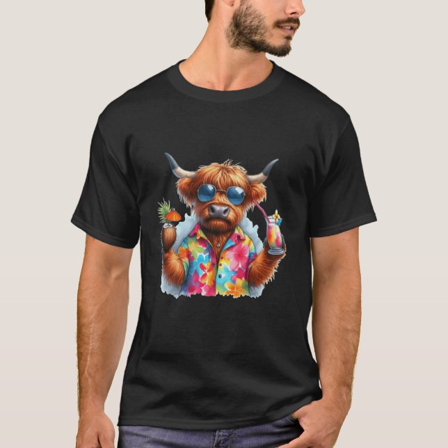 Scottish Highland Cow onropical Vacation Drinking  T-Shirt (Front)
