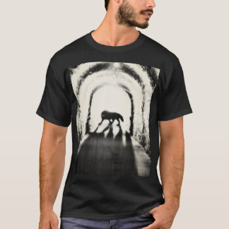 SCP-023 / Black Shuck Wikidot image T-Shirt