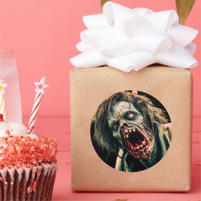 Screaming Zombie Classic Round Sticker (Party)