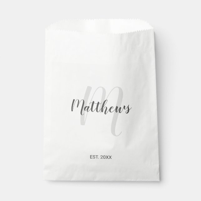 Script Personalised Monogram and Family Name Favour Bag (Front)