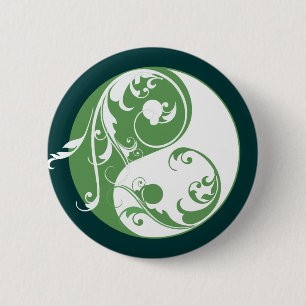 Scrolling Yin & Yang (green) 6 Cm Round Badge