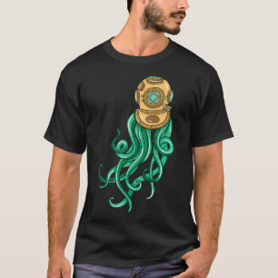 Scuba Diver Octopus Illustration Gift Sea Diving  T-Shirt