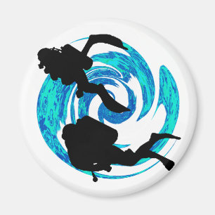 SCUBA THE HORIZON MAGNET