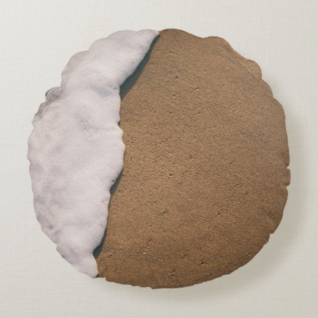 Sea foam on sand round cushion (Front)