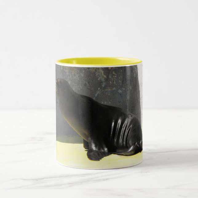 Sea lion sitting Two-Tone coffee mug (Center)