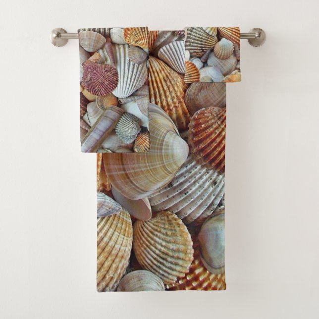 Sea Shells Bath Towel Set (Insitu)