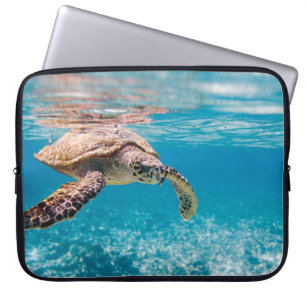 Sea turtle laptop sleeve