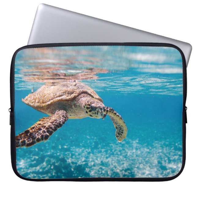 Sea turtle laptop sleeve (Front)