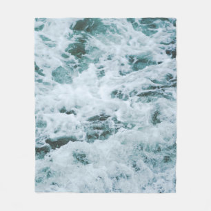 SEA WATER ON FOCUS PHOTOGRAPHY FLEECE BLANKET
