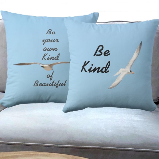 Seagull in Flight Cushion (Creator Uploaded)