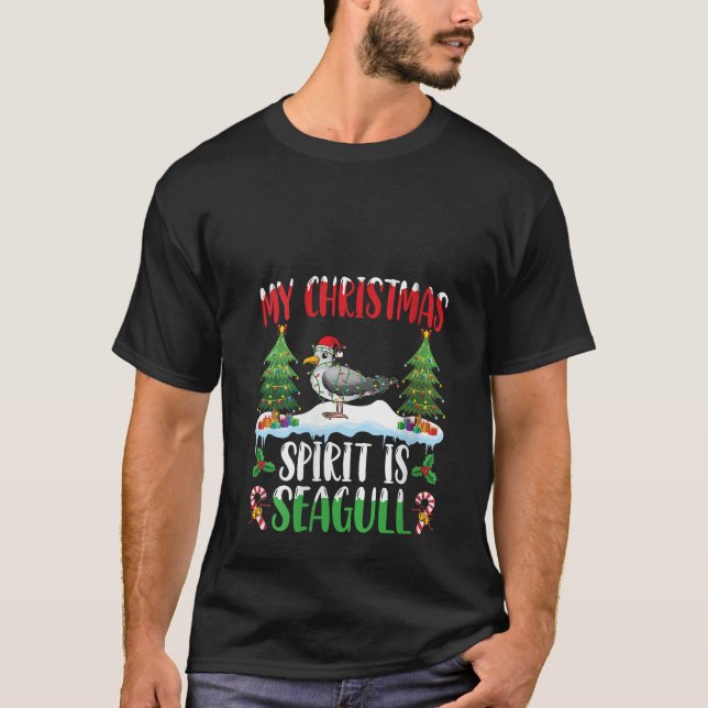 Seagull Wearing Santa Hat Xmas Christmas Spirit Is T-Shirt (Front)
