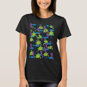 Seahorse Shark Turtle Stingray Dolphin Ocean Patte T-Shirt