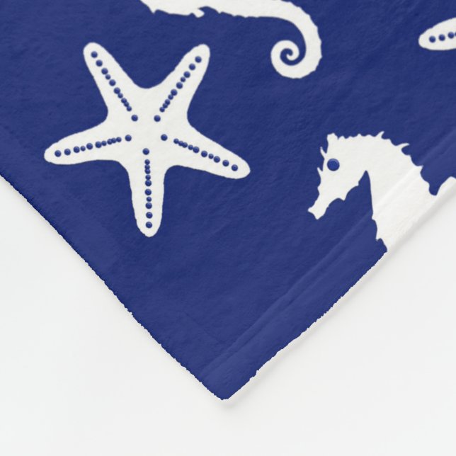 Seahorse & starfish - navy blue and white fleece blanket (Corner)