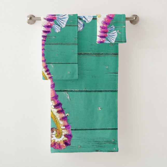 seahorse teal wood bath towel set (Insitu)