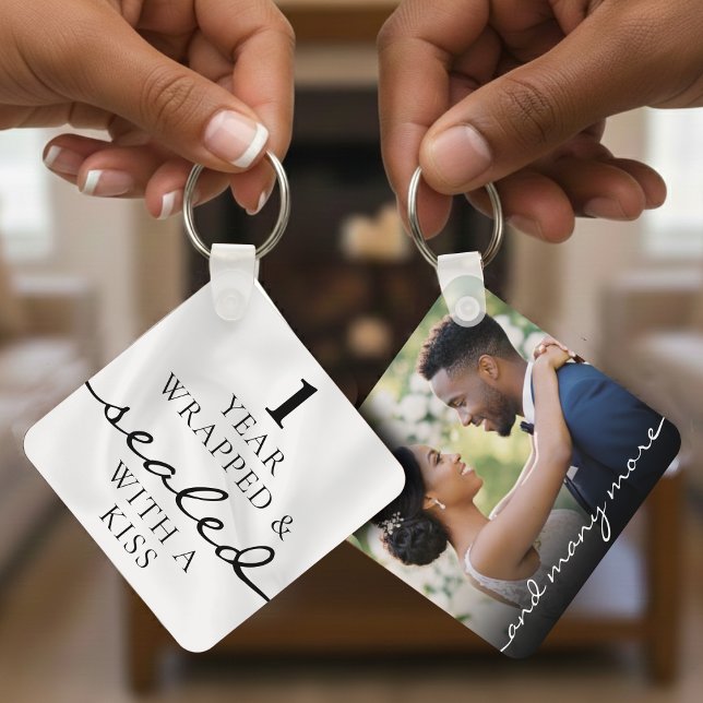 Sealed with a Kiss White 1st Birthday Anniversary Key Ring (Sealed with a Kiss White 1st Birthday Anniversary Keychain
)