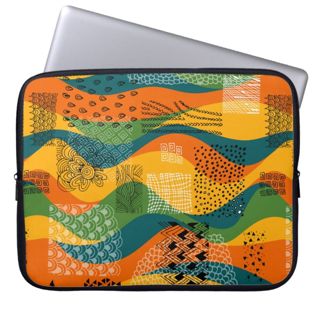 Seamless abstract pattern of undulating patches de laptop sleeve (Front)