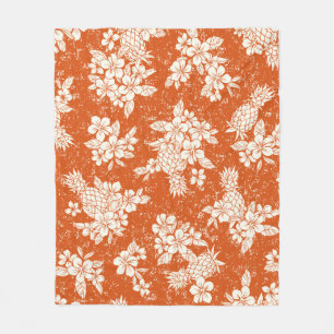 Seamless aloha pattern of hibiscus and pineapple, fleece blanket