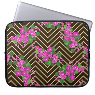 Seamless ardent pattern in sweet flowers. Composit Laptop Sleeve