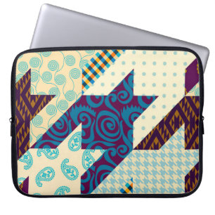 Seamless background pattern. Patchwork pattern. Vi Laptop Sleeve
