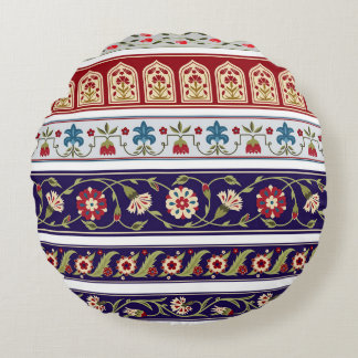Seamless borders with various whimsical flowers. C Round Cushion