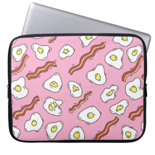 Seamless breakfast pattern with fried eggs and bac laptop sleeve