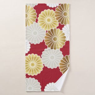 Seamless chrysanthemum pattern in the Japanese tra Bath Towel